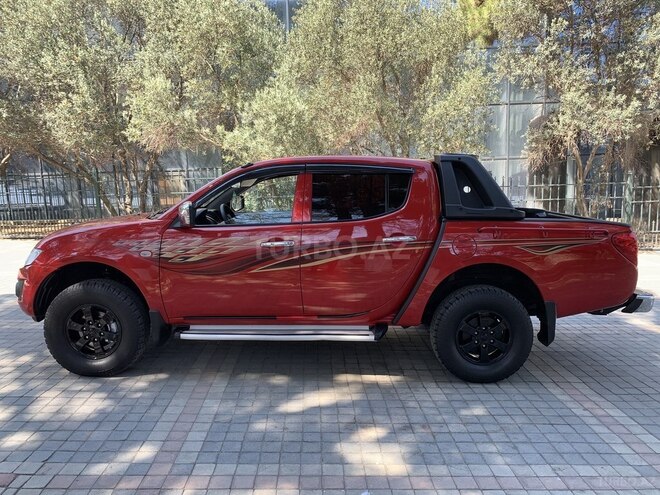 Mitsubishi L200 2013, 193,200 km - 2.5 l - Bakı