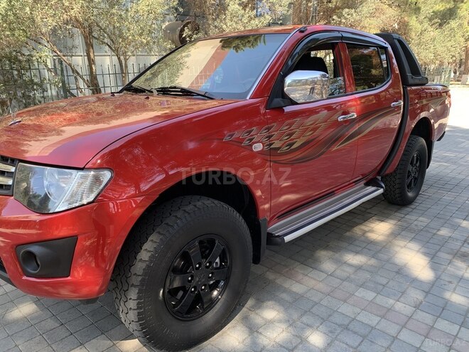 Mitsubishi L200 2013, 193,200 km - 2.5 l - Bakı