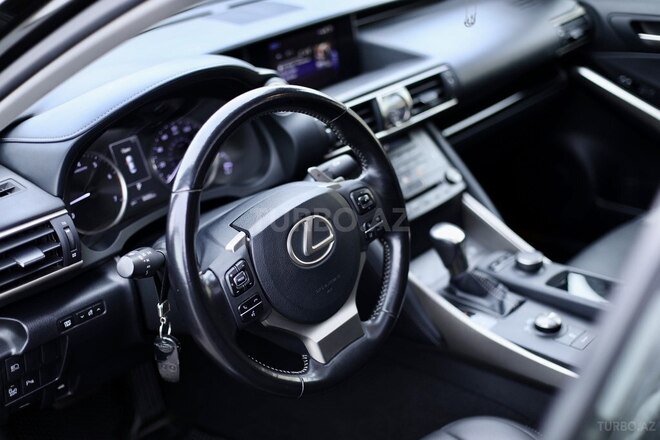Lexus IS 200 2017, 92,500 km - 2.0 l - Bakı