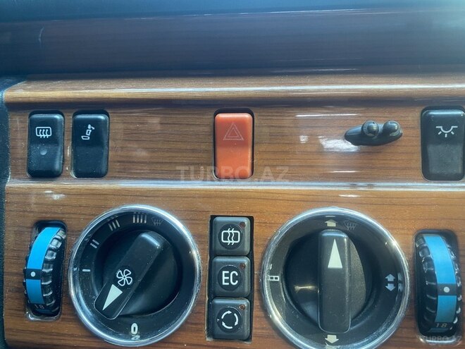 Mercedes E 220 1993, 352,000 km - 2.2 l - Bakı