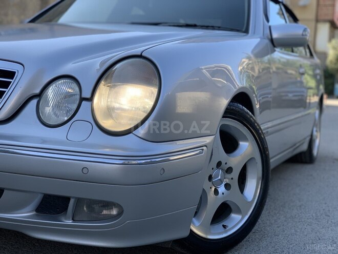 Mercedes E 320 2001, 95,440 km - 3.2 l - Bakı