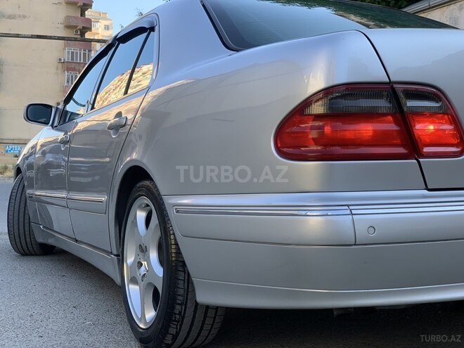 Mercedes E 320 2001, 95,440 km - 3.2 l - Bakı