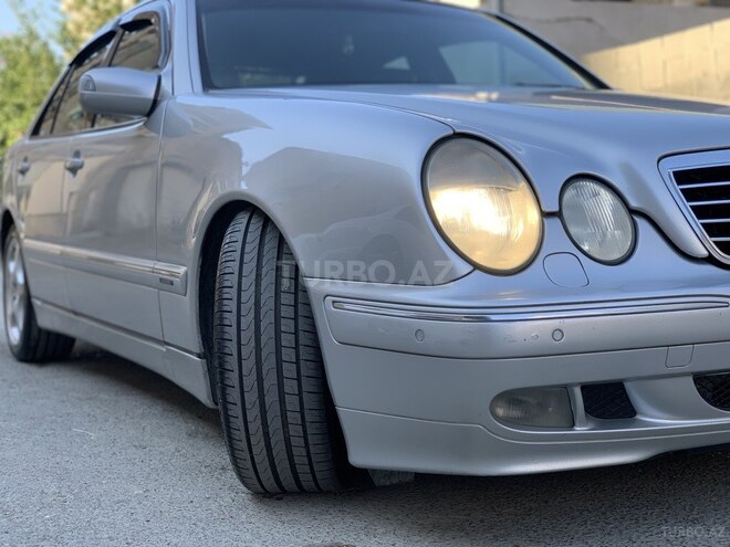 Mercedes E 320 2001, 95,440 km - 3.2 l - Bakı