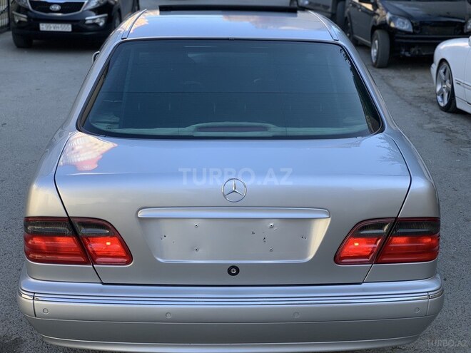 Mercedes E 320 2001, 95,440 km - 3.2 l - Bakı