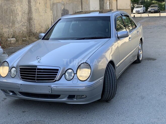 Mercedes E 320 2001, 95,440 km - 3.2 l - Bakı