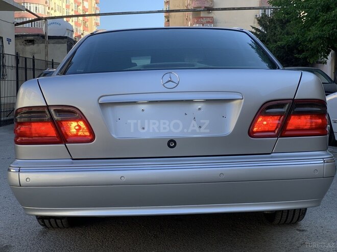 Mercedes E 320 2001, 95,440 km - 3.2 l - Bakı