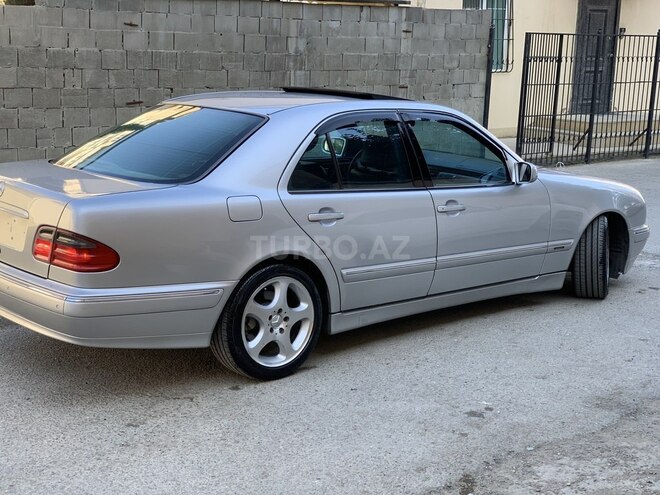 Mercedes E 320 2001, 95,440 km - 3.2 l - Bakı