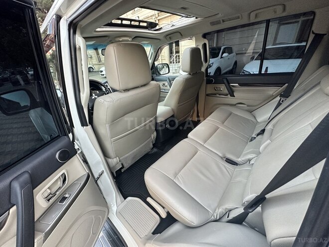 Mitsubishi Pajero 2014, 98,900 km - 3.8 l - Bakı
