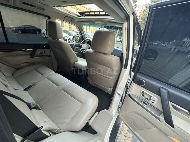 Mitsubishi Pajero 2014, 98,900 km - 3.8 l - Bakı