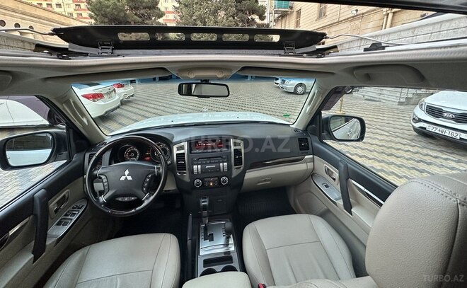 Mitsubishi Pajero 2014, 98,900 km - 3.8 l - Bakı