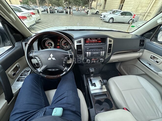 Mitsubishi Pajero 2014, 98,900 km - 3.8 l - Bakı