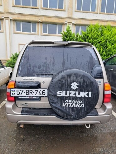 Suzuki  2000, 175,000 km - 2.7 l - Tovuz