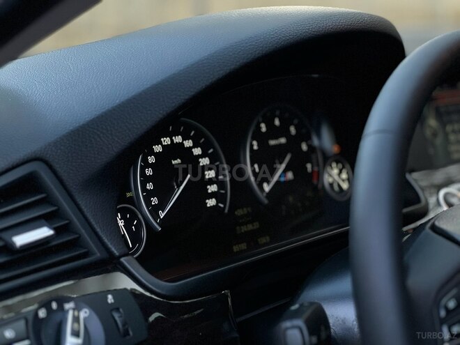 BMW 520 2013, 136,000 km - 2.0 l - Bakı