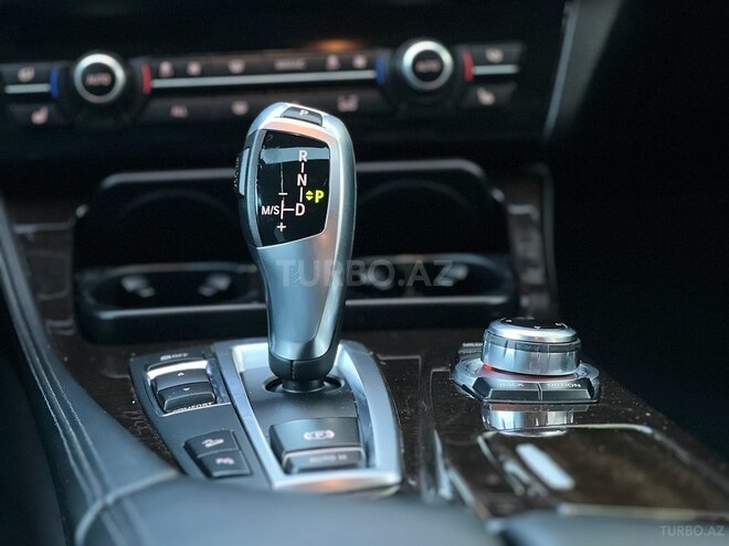 BMW 520 2013, 136,000 km - 2.0 l - Bakı
