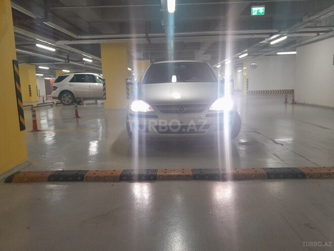 Opel Corsa 2006, 253,000 km - 1.2 l - Gəncə
