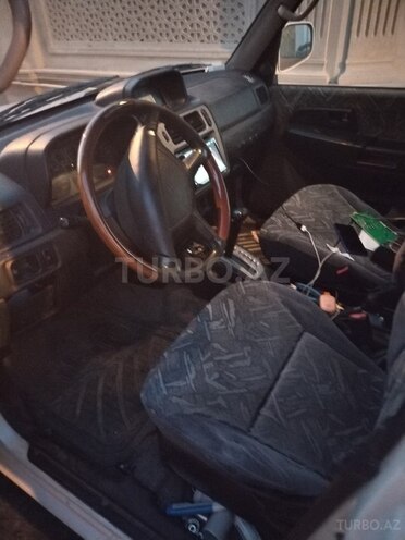 Mitsubishi Pajero io 1999, 175,000 km - 1.8 l - Bakı