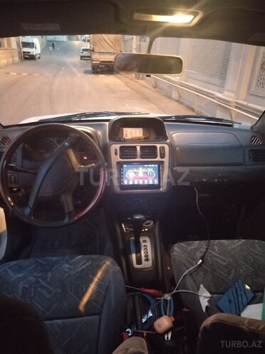 Mitsubishi Pajero io 1999, 175,000 km - 1.8 l - Bakı