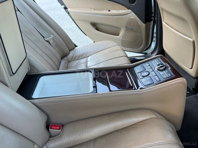Hyundai Equus 2010, 242,300 km - 4.6 l - Bakı