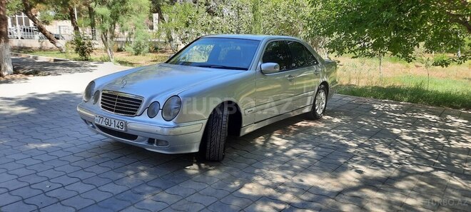 Mercedes E 220 2000, 400,000 km - 2.2 l - Şirvan