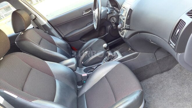 Hyundai i30 2009, 197,300 km - 1.6 л - Bakı