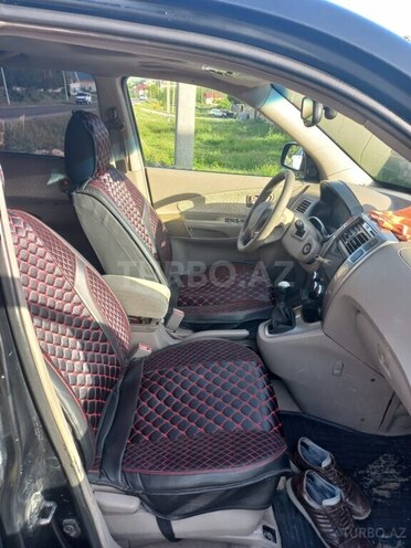 Hyundai Tucson 2005, 540,000 km - 2.0 l - Qusar