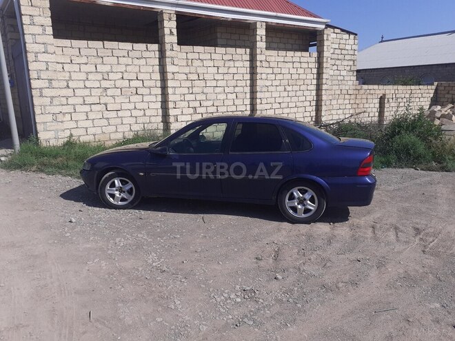 Opel Vectra 1997, 450,000 km - 2.0 l - Gəncə