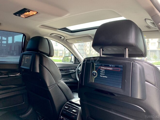 BMW 750 2009, 141,000 km - 4.4 l - Bakı
