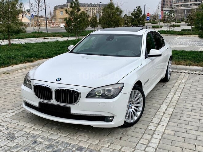 BMW 750 2009, 141,000 km - 4.4 l - Bakı