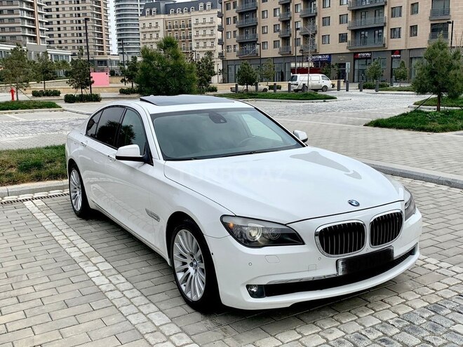 BMW 750 2009, 141,000 km - 4.4 l - Bakı