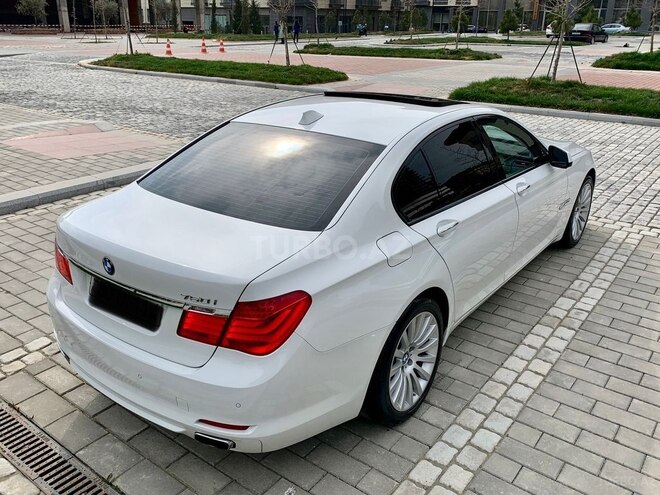 BMW 750 2009, 141,000 km - 4.4 l - Bakı