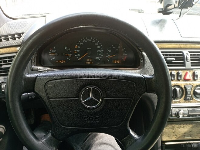 Mercedes E 230 1996, 410,500 km - 2.3 l - Bakı