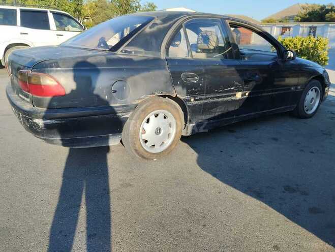 Opel Omega 1994, 250,000 km - 2.0 l - Bakı