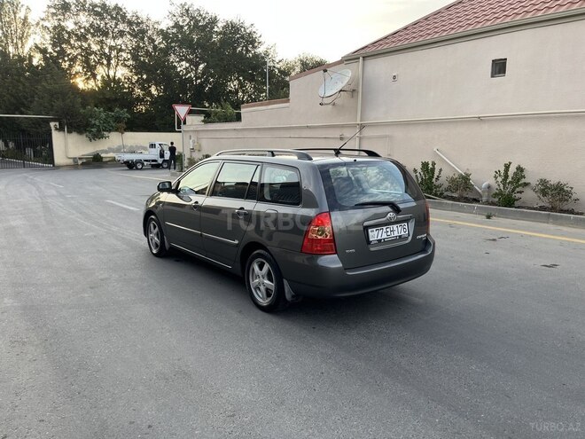 Toyota Corolla 2006, 207,000 km - 1.4 l - Bakı