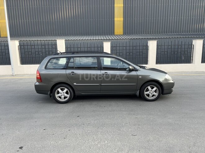 Toyota Corolla 2006, 207,000 km - 1.4 l - Bakı