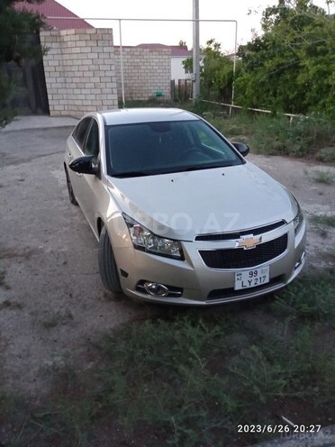 Chevrolet Cruze 2013, 240,000 km - 1.4 l - Salyan