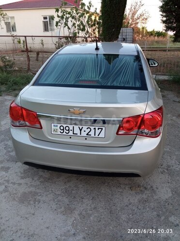 Chevrolet Cruze 2013, 240,000 km - 1.4 l - Salyan