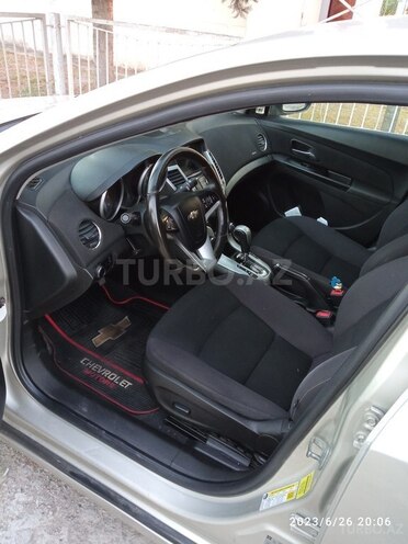 Chevrolet Cruze 2013, 240,000 km - 1.4 l - Salyan