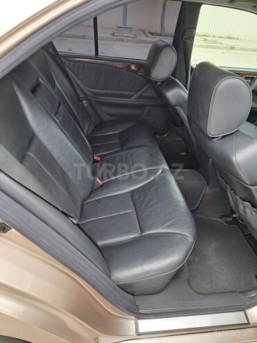 Mercedes E 220 2000, 290,000 km - 2.2 l - Balakən