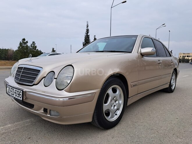Mercedes E 220 2000, 290,000 km - 2.2 l - Balakən