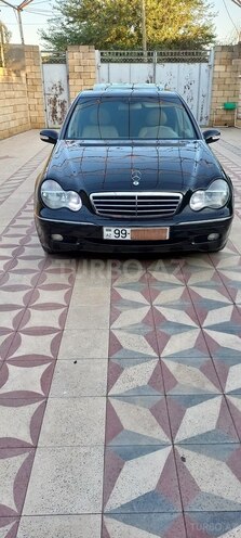 Mercedes C 240 2003, 350,000 km - 2.6 l - Sabirabad