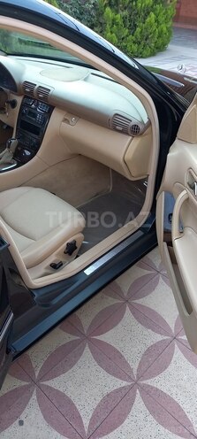 Mercedes C 240 2003, 350,000 km - 2.6 l - Sabirabad