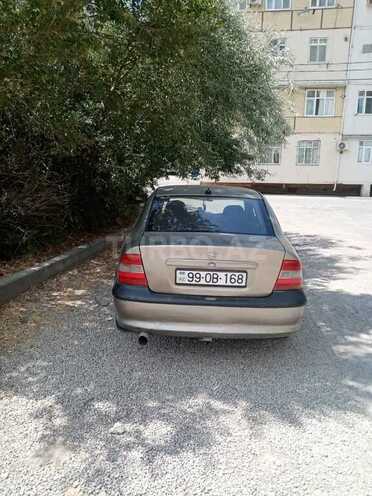 Opel Vectra 1996, 280,000 km - 1.8 l - Sumqayıt
