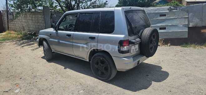 Mitsubishi Pajero io 1999, 252,525 km - 2.0 л - Sumqayıt