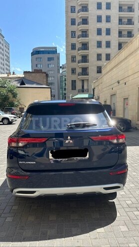 Mitsubishi Outlander 2022, 9,850 km - 2.5 л - Bakı