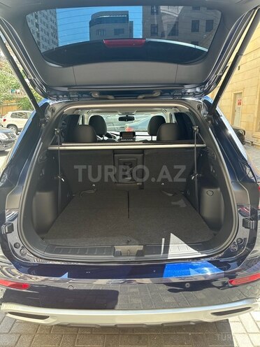 Mitsubishi Outlander 2022, 9,850 km - 2.5 л - Bakı