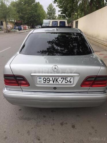 Mercedes E 240 1998, 150,000 km - 2.4 l - Bakı