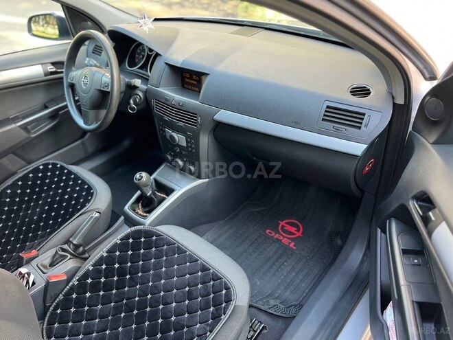 Opel Astra 2005, 188,000 km - 1.4 l - Gəncə