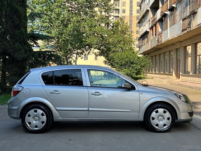 Opel Astra 2005, 188,000 km - 1.4 l - Gəncə