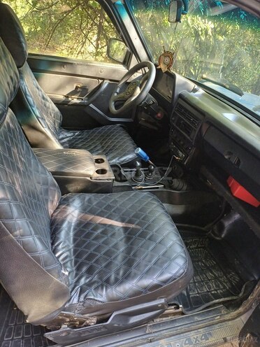 LADA (VAZ) Niva 2011, 240,000 km - 1.7 л - Yardımlı