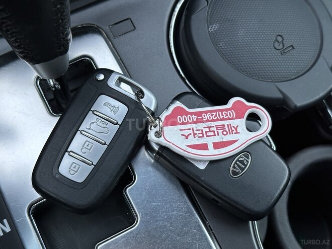 Kia Sorento 2011, 176,000 km - 2.0 l - Bakı